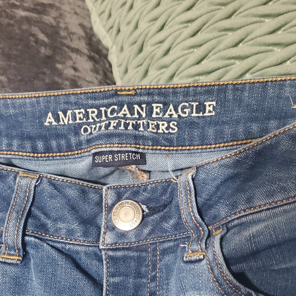 American Eagle Outfitters Blue Skinny Jeans with Classic Indigo Wash